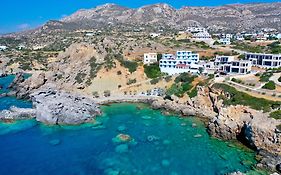 Castelia Bay Hotel